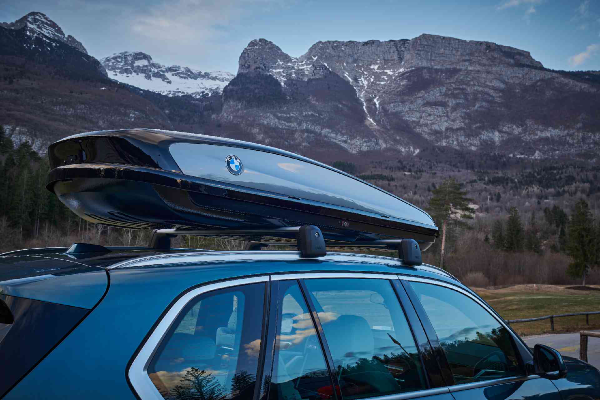 Μπαγκαζιέρα οροφής BMW, με αποθηκευτικό χώρο 520 λίτρων.